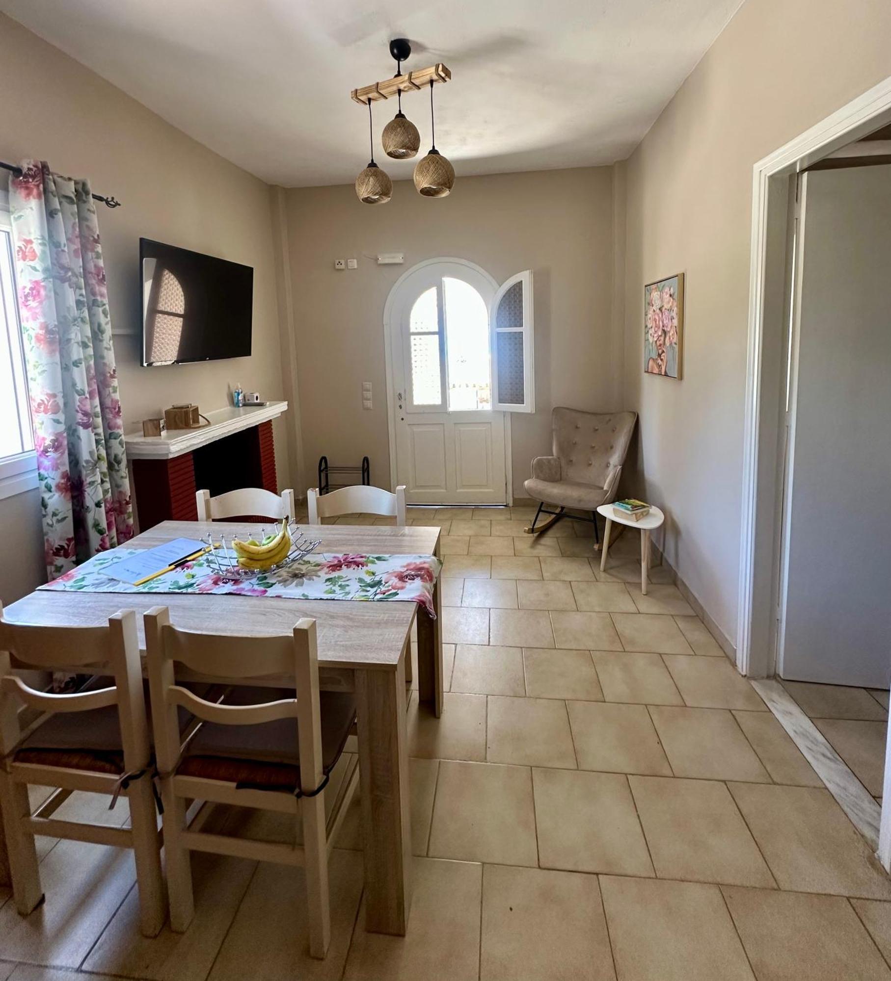 Eleana apartments&studios Agios Georgios Pagon Exterior foto